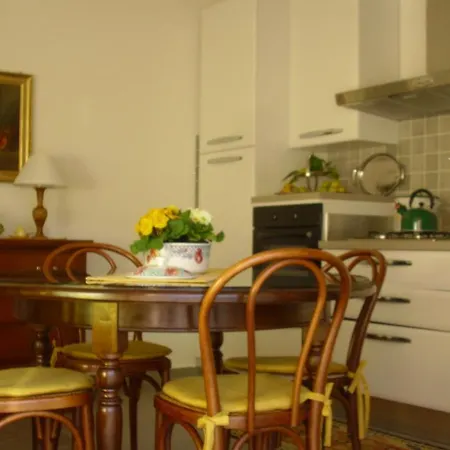 Apartamento Mansarda Lina Casarza Ligure