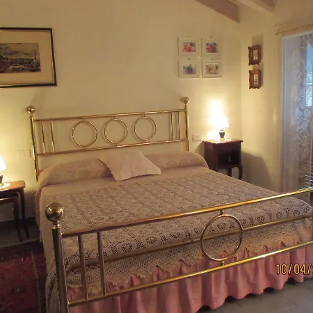 Apartamento Mansarda Lina Casarza Ligure