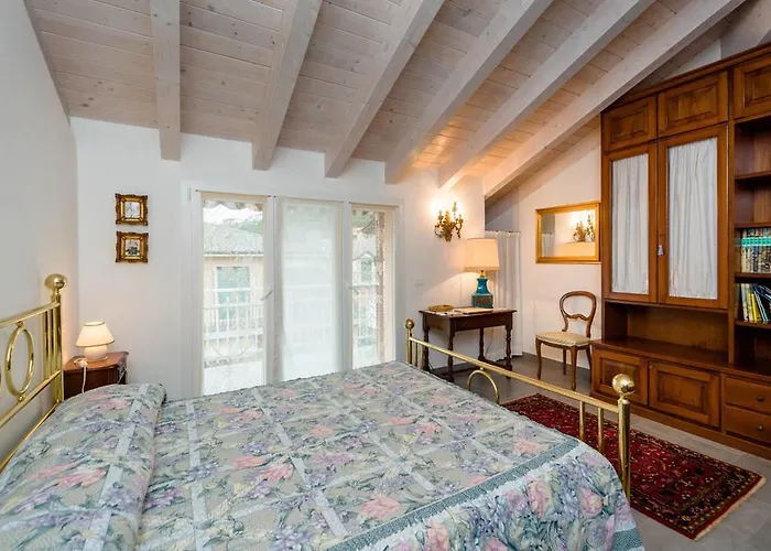 Mansarda Lina Appartement *