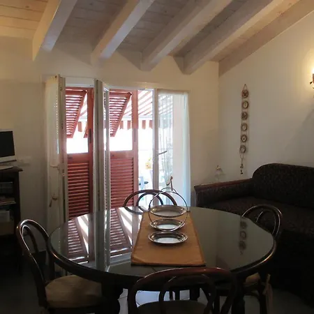 Mansarda Lina Casarza Ligure