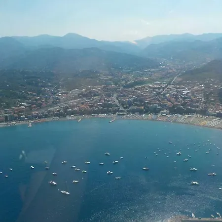 Mansarda Lina Apartment Casarza Ligure