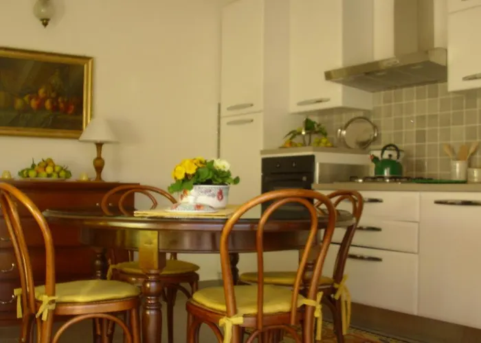 Apartment Mansarda Lina Casarza Ligure