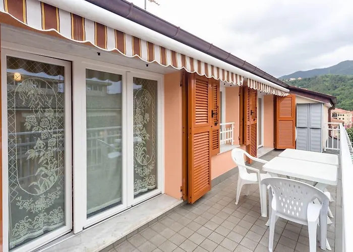 Apartment Mansarda Lina Casarza Ligure