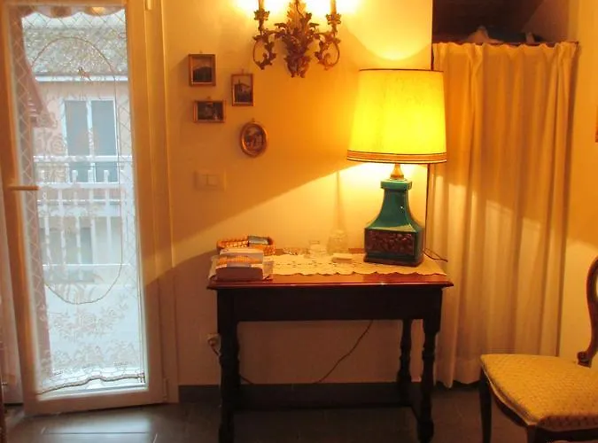 Apartment Mansarda Lina